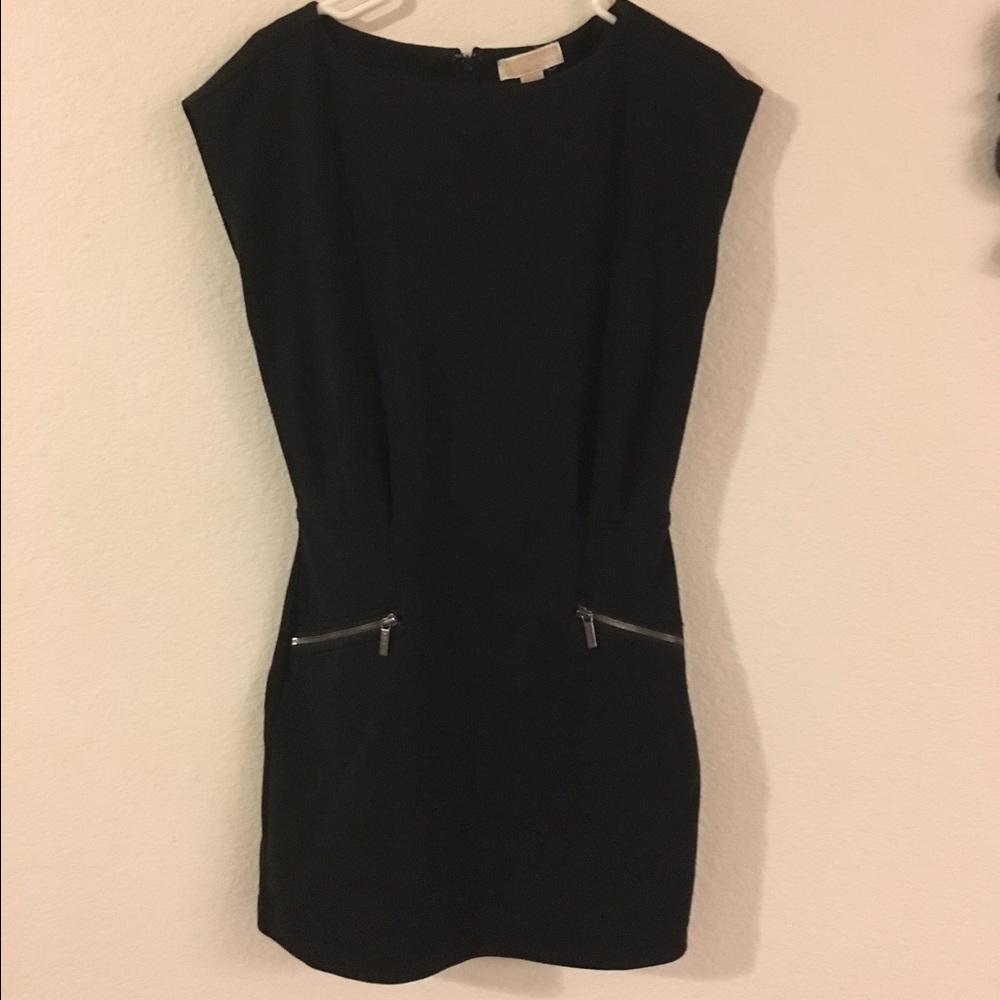 Michael Kors, cap sleeve black dress